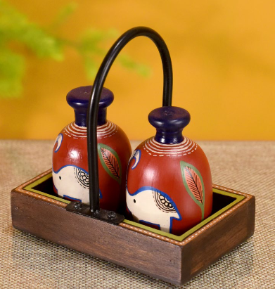 Happy Elephant Salt n Pepper Shaker in Tray