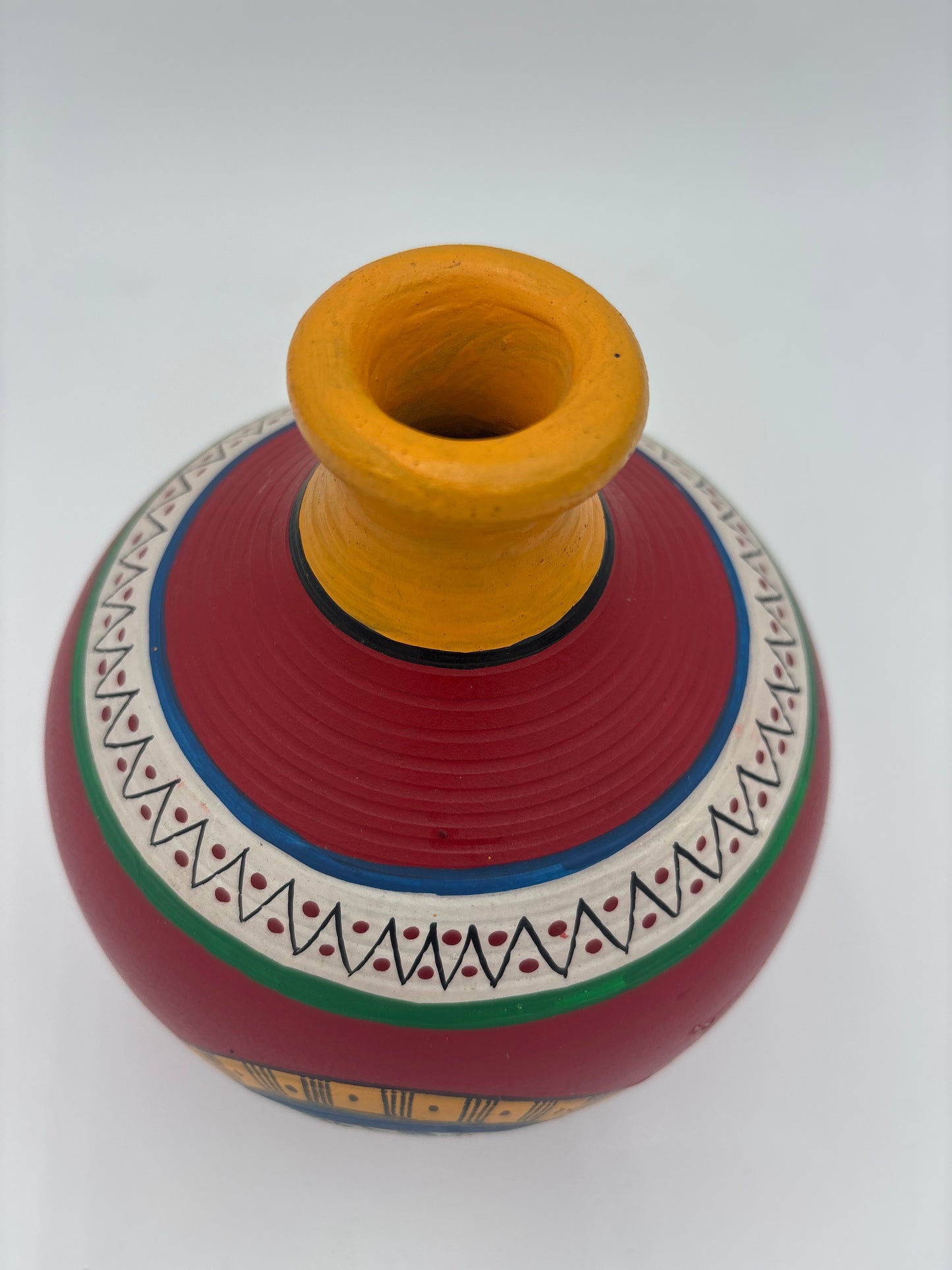 Handcrafted Artisan Pottery Vase - 7x5 Inches, Made in India